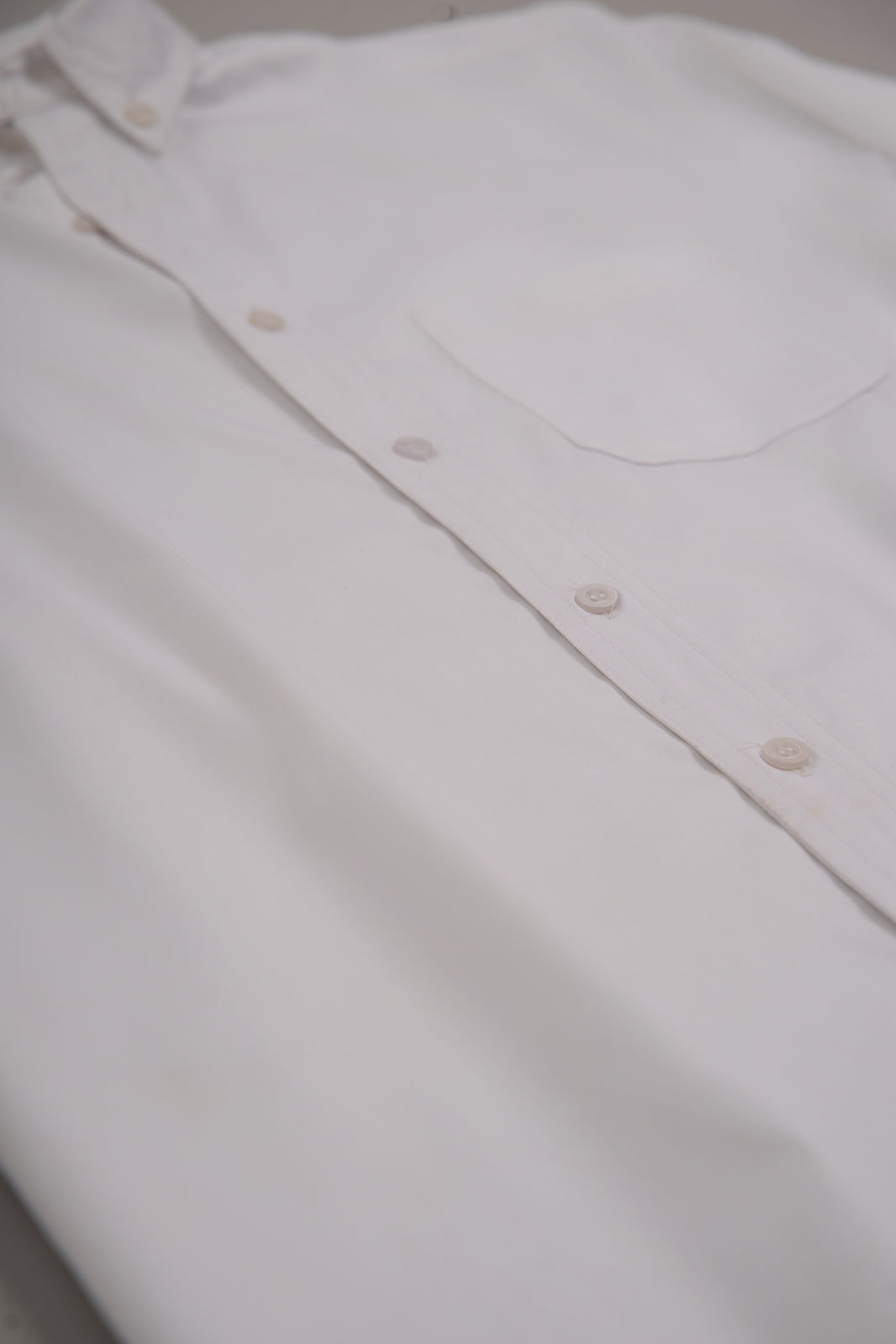 Formal Twill – White